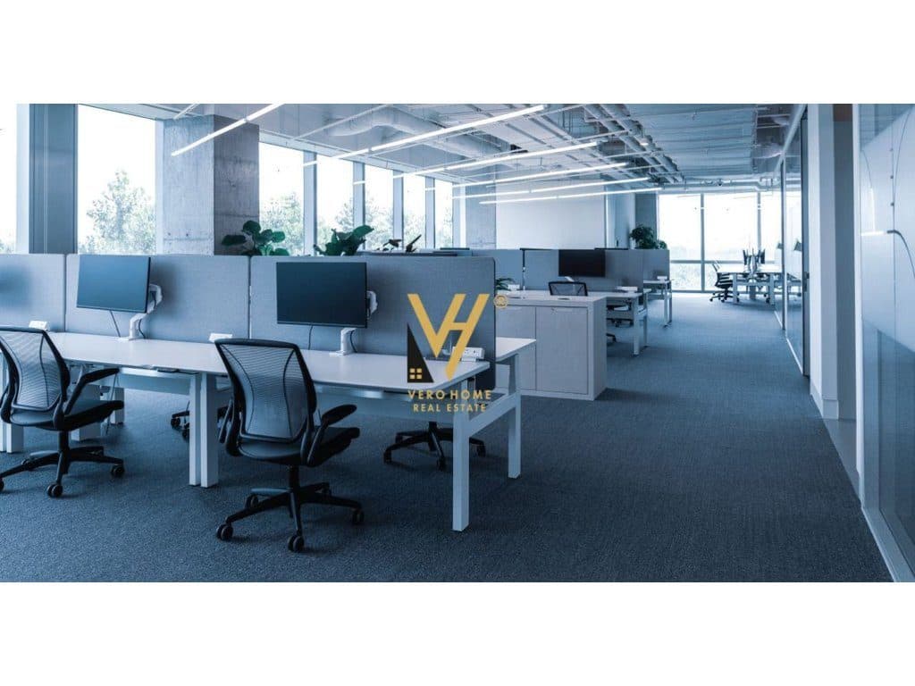 JEPET ZYRE 220 M2 ME QIRA TE DELIJORGJI 300.000 LEKE