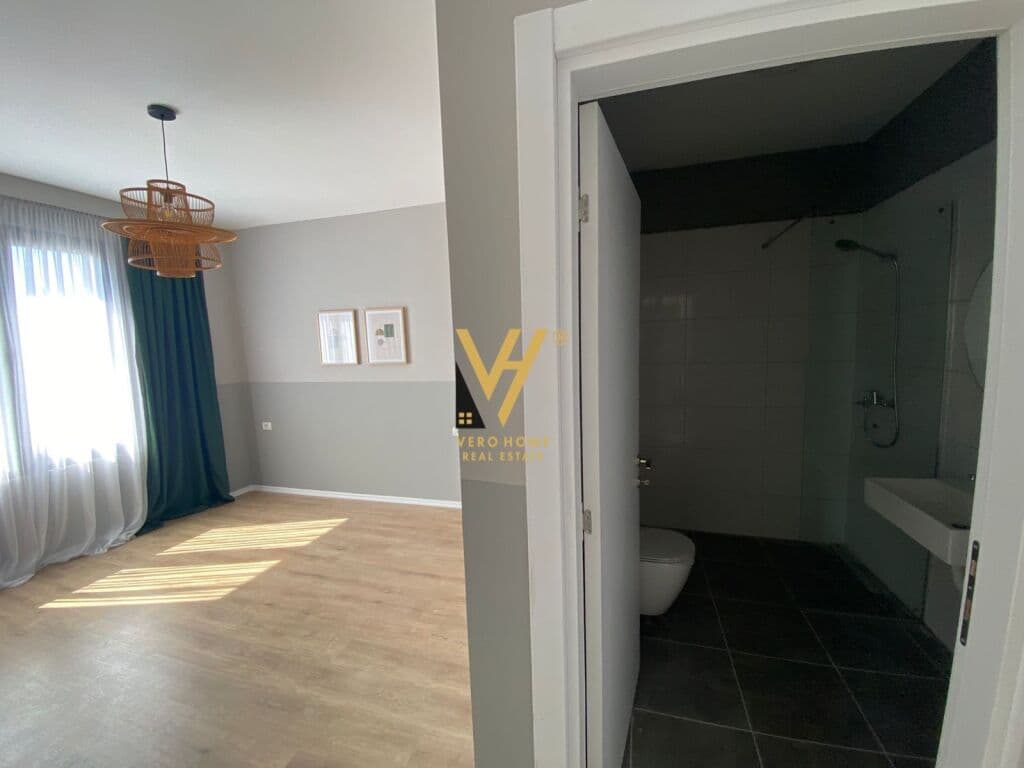 Shitet Apartament 2+1+2+ballkon te Kompleksi Kontakt , 21 Dhjetori 105 m2 3