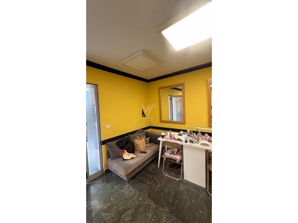 JEPET DYQAN 50 M2 ME QIRA TE MYSLYM SHYRI 100.000 LEKE 2