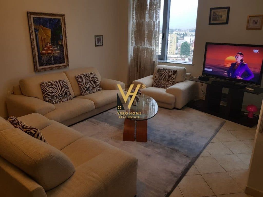 JEPET APARTAMENT 3+1+BLK ME QERA TE RRUGA XHORXH BUSH 1.100 EURO