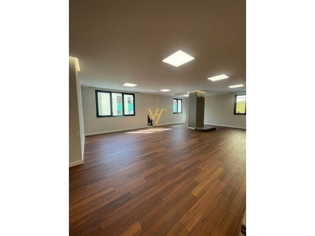 SHITET APARTAMENT 140 M2 TE SHALLVARET , QENDER 400.000 EURO