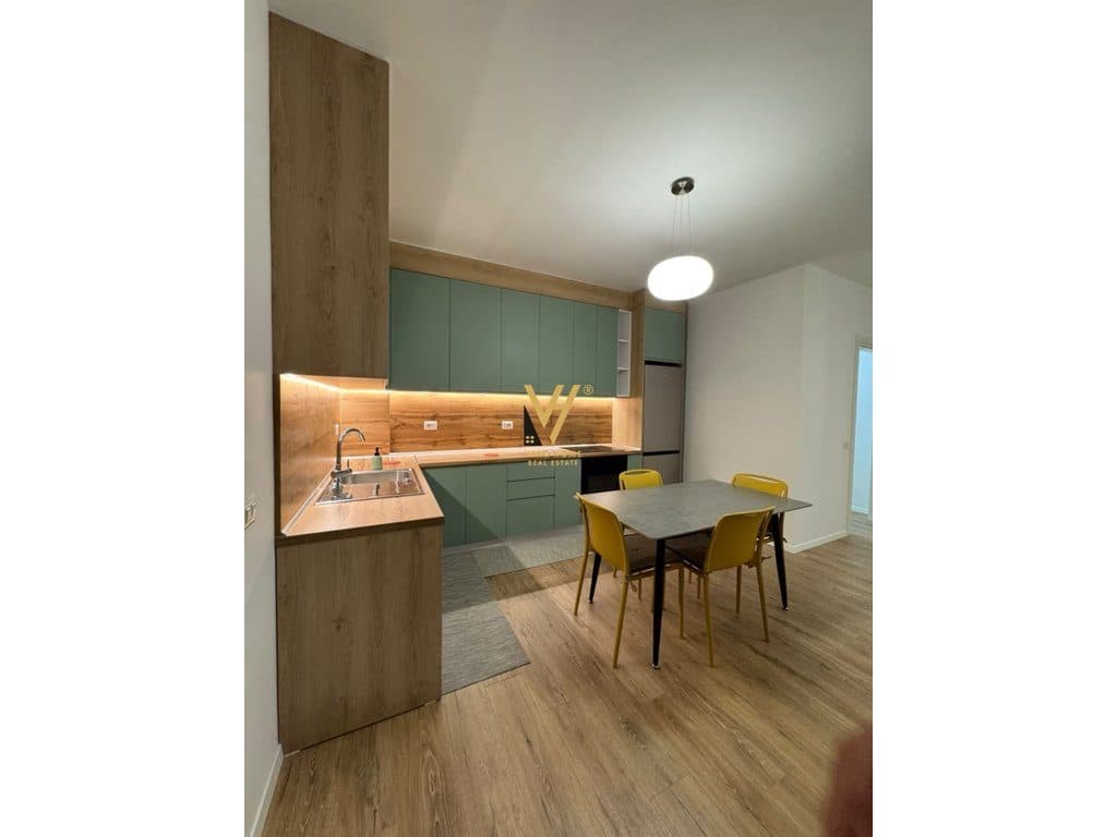 JEPET APARTAMENT 2+1+BLK ME QERA 21 DHJETORI 80.000 LEKE 2