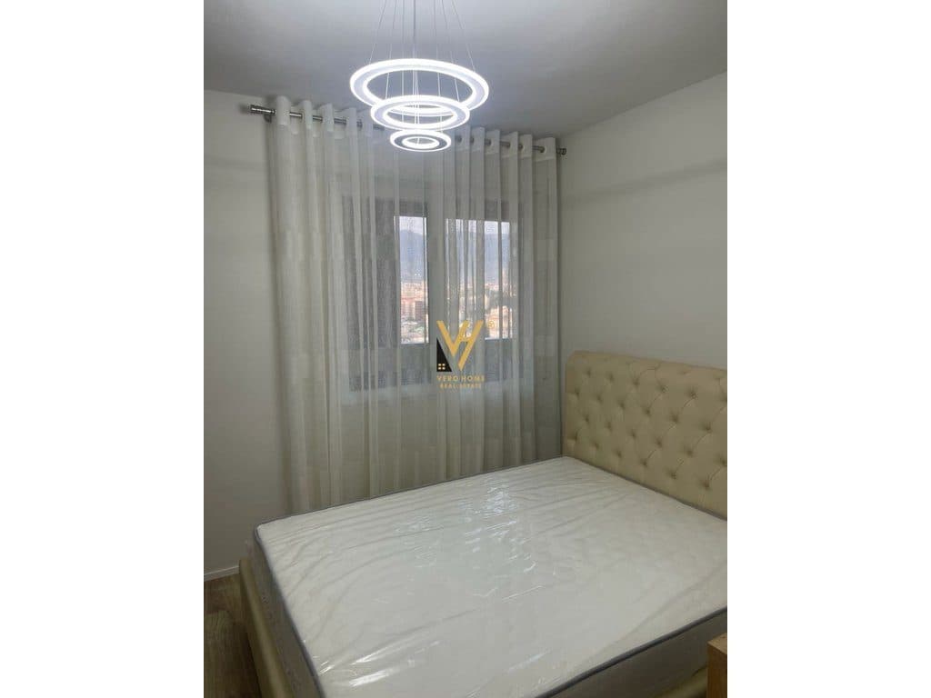 JEPET APARTAMENT 2+1+BLK ME QERA TE SPITALI AMERIKAN 3 600 EURO 2