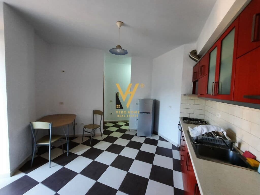 Jepet Apartament 1+1+ballkon me qera te Kopshti Zoologjik 70 m2 2