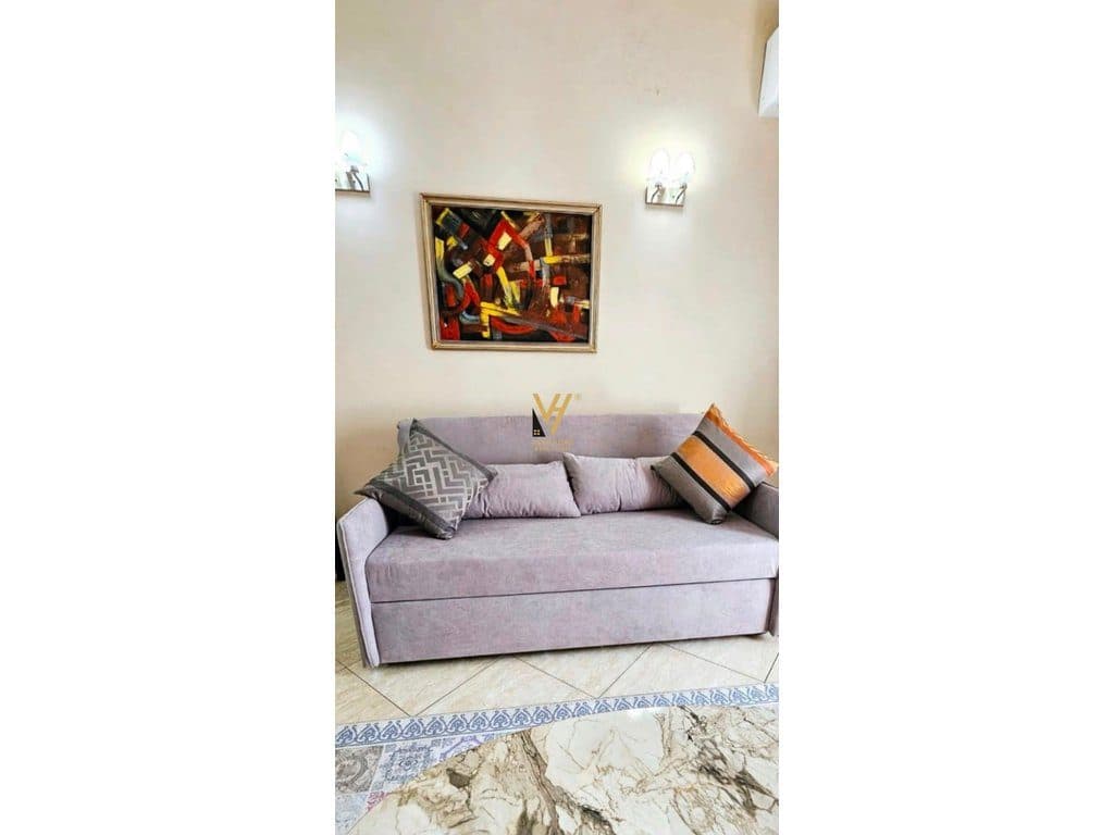 JEPET APARTAMENT 1+1 ME QIRA TE RRUGA E KAVAJES 60.000 LEKE 2