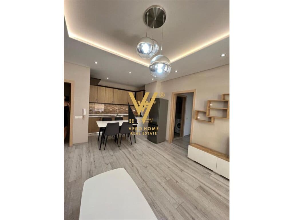 JEPET APARTAMENT 2+1+BLK ME QERA NE ASTIR 500 EURO 2