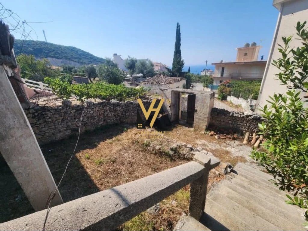 SHITET SHTEPI PRIVATE +TRUALL NE PALASE 82.000 EURO