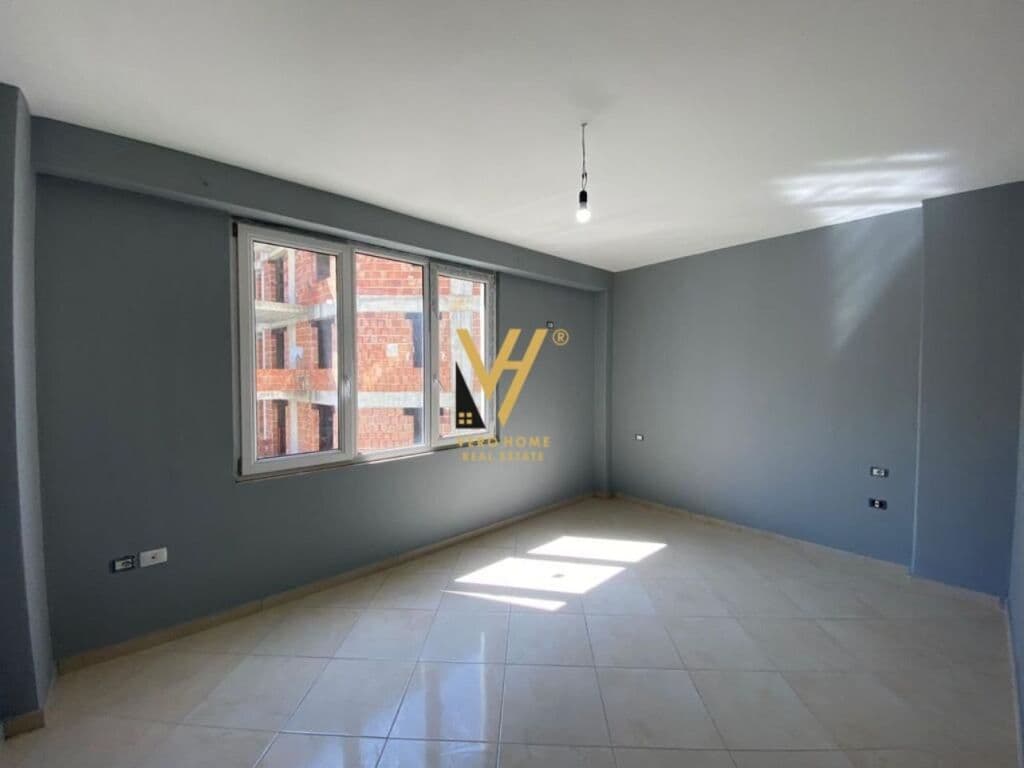 Shitet apartament 2+1+2+garazhd te Kopshti Botanik, Xhamia 110 m2