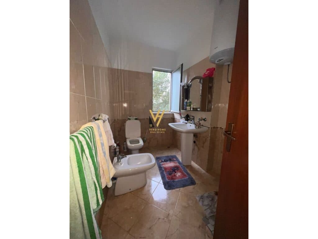 Shitet Apartament 1+1+ballkon te Ali Demi 73 m2 4