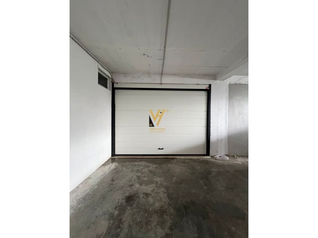 Jepet Dhome Frigoriferike me qera te Liqeni i Thate 200 m2 4
