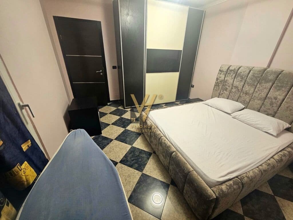 Jepet Apartament 2+1 me qera te Rruga Sulejman Pasha 94 m2 4