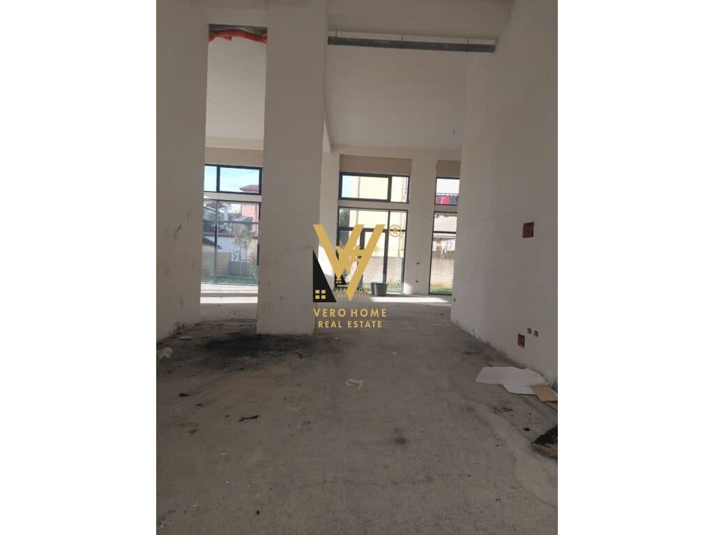 JEPET DYQAN 500 M2 ME QERA TE RRUGA JORDAN MISJA 7.500 EURO 1