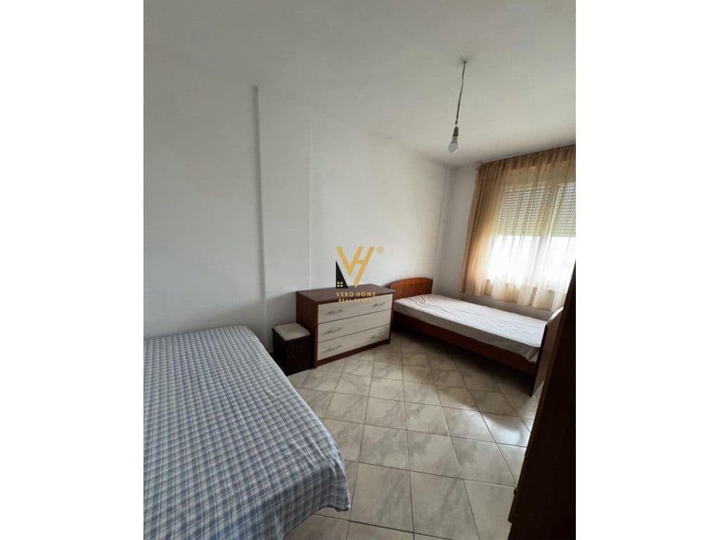JEPET APARTAMENT 2+1+2 ME QIRA TE KODRA E DIELLIT 1, 50.000 LEKE 4