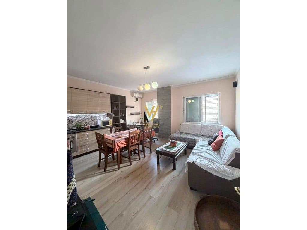 JEPET APARTAMENT 2+1+BLK ME QIRA NE FRESK 500 EURO
