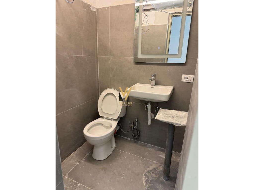SHITET DYQAN 26 M2 TE KOMUNA E PARISIT 10.500.000 LEKE 3