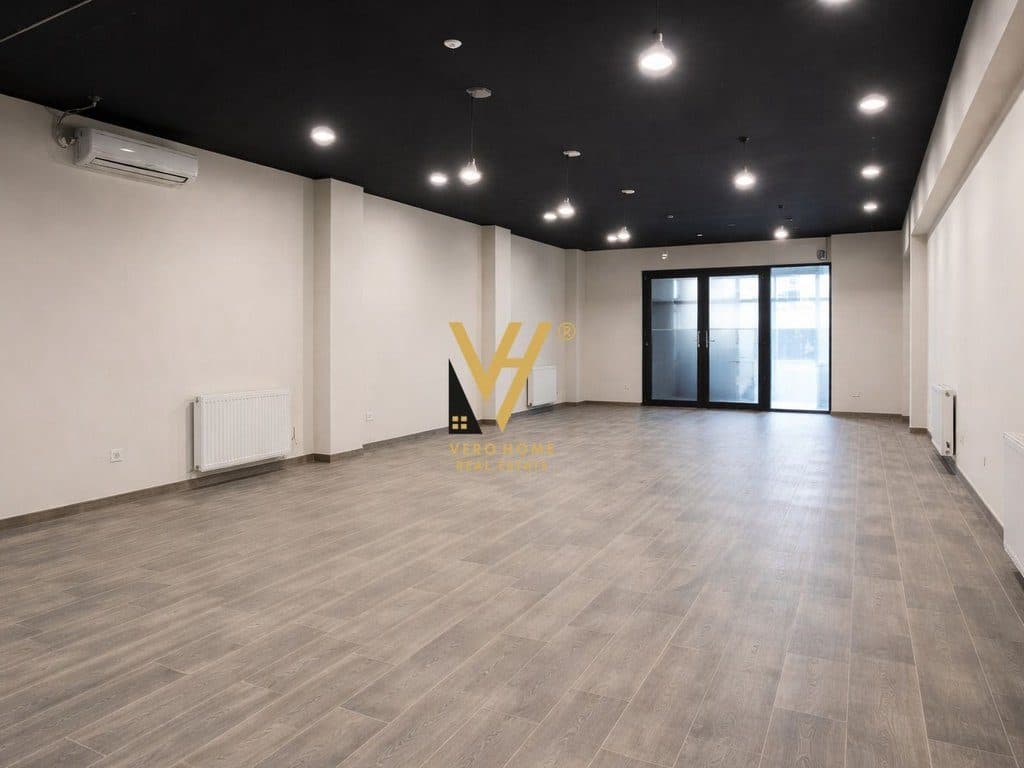 JEPET AMBJENT BIZNESI 90 M2 ME QERA TE INXHINIERIA 80.000 LEKE