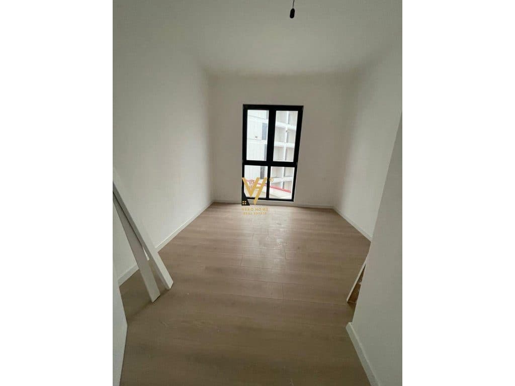 JEPET ZYRE 130 M2 ME QIRA TE FARMACIA 10 – 800 EURO 3