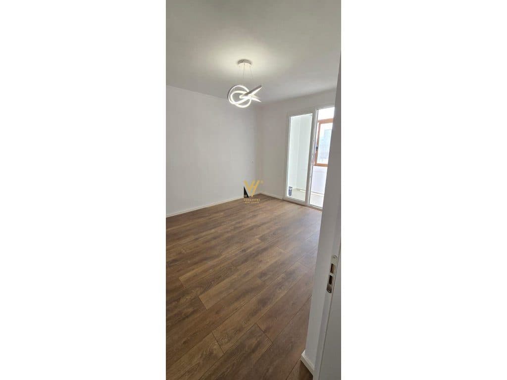 SHITET APARTAMENT 1+1+BLK TE 21 DHJETORI 140.000 EURO