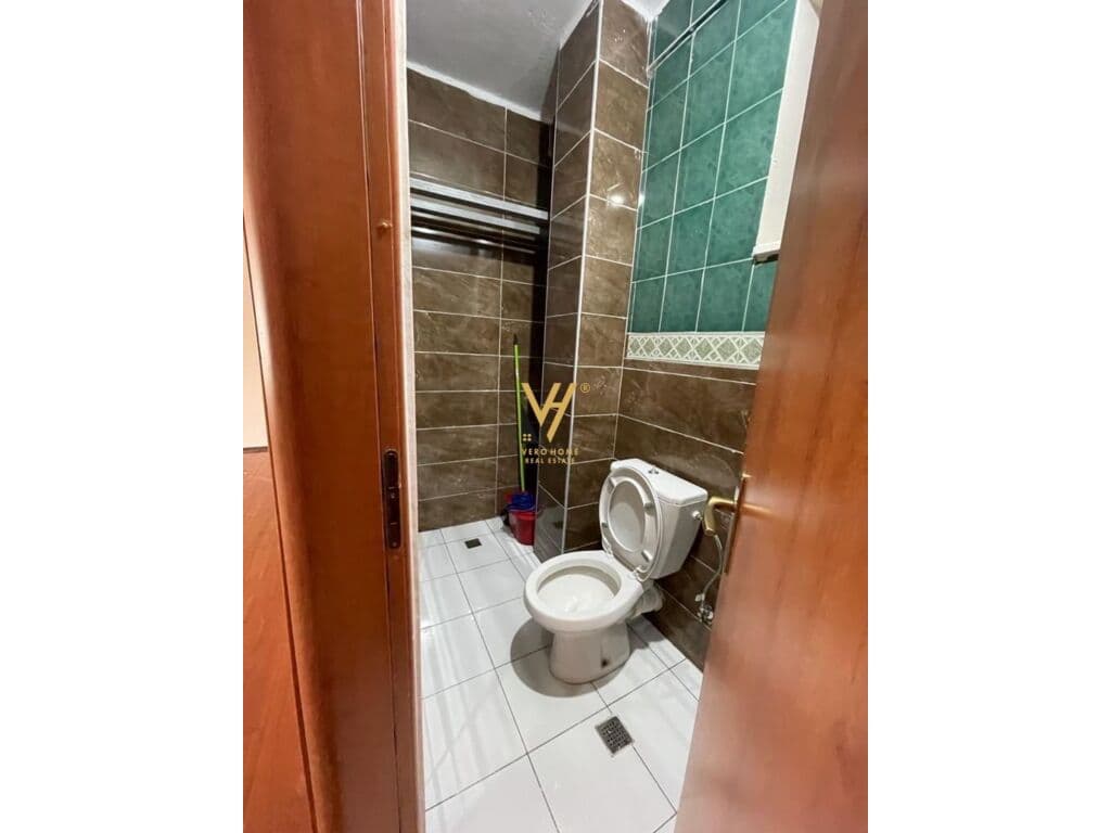 Jepet Ambient Biznesi me qera te Stacioni i Trenit 100 m2 3