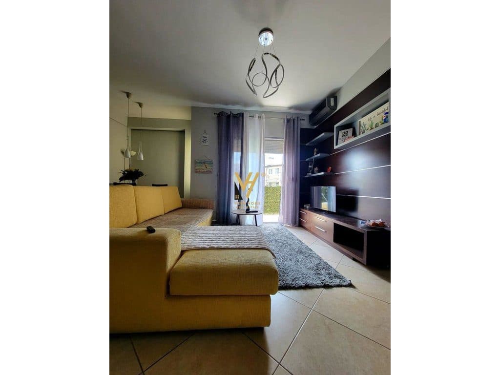 JEPET APARTAMENT 1+1+BLK ME QERA NE ALI DEM 50.000 LEKE