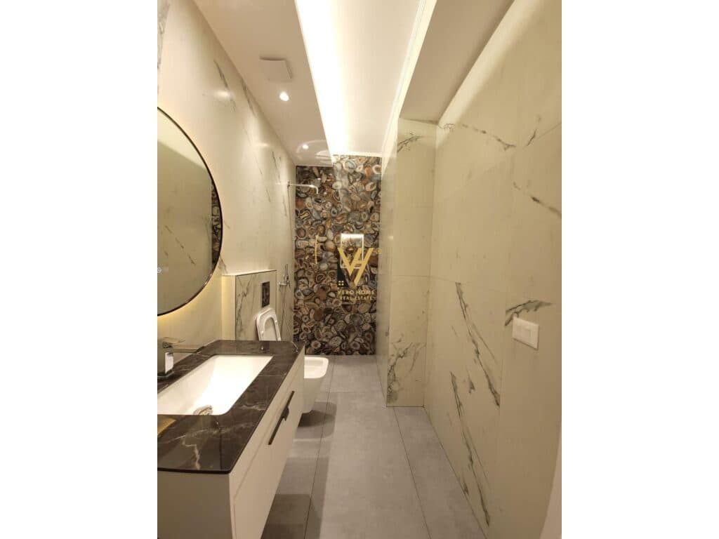 Shitet Apartament 2+1+2+ballkon te Zogu i Zi 95 m2 3