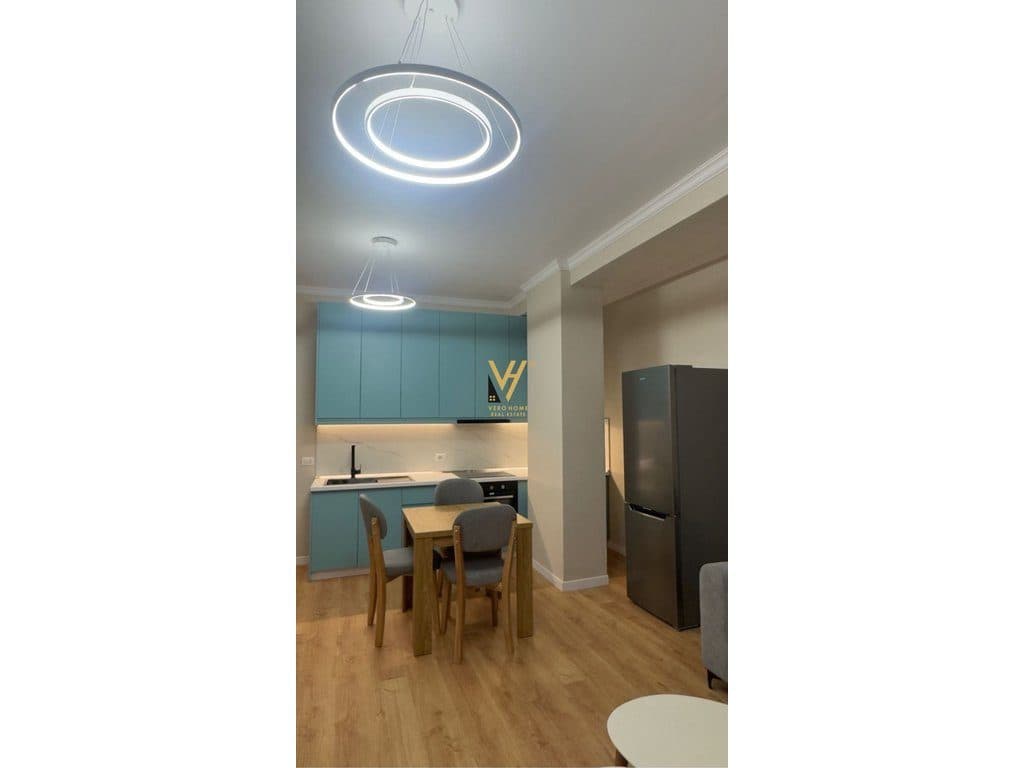 JEPET APARTAMENT 2+1+BLK ME QERA TEK 5 MAJI 65.000 LEKE 2