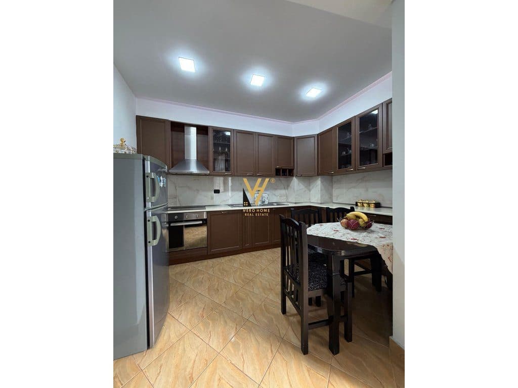 JEPET APARTAMENT 2+1+BLK ME QERA NE ASTIR 55.000 LEKE 2
