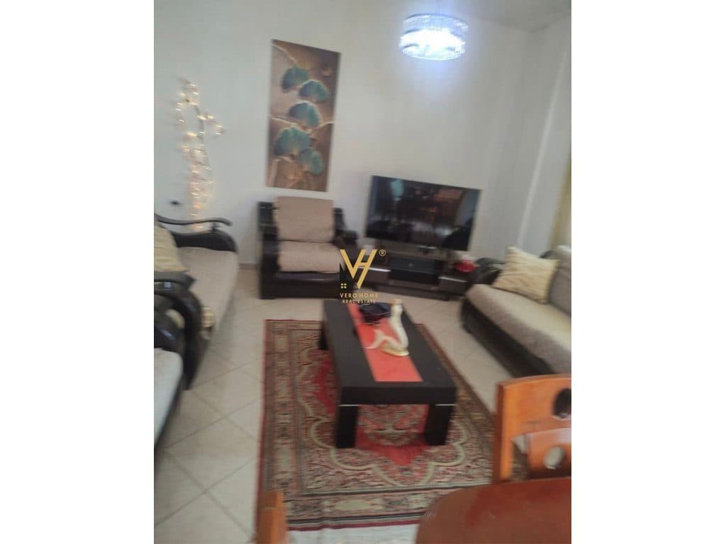 JEPET APARTAMENT 2+1 ME QIRA TE RRUGA SIRI KODRA 600 EURO