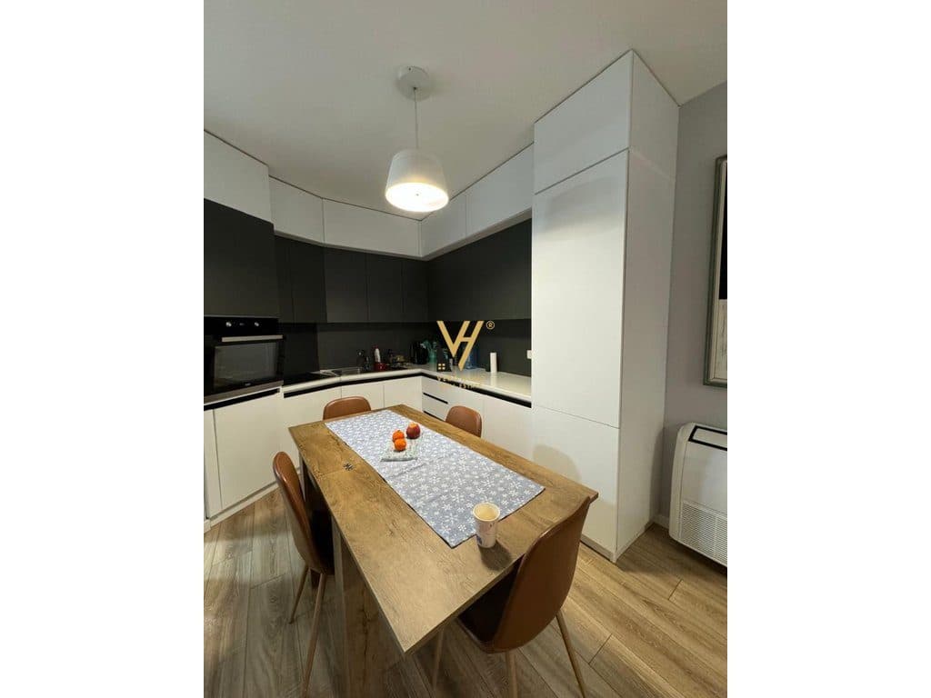 JEPET APARTAMENT 1+1+BLK ME QERA TE KODRA E DIELLIT 2 700 EURO 3
