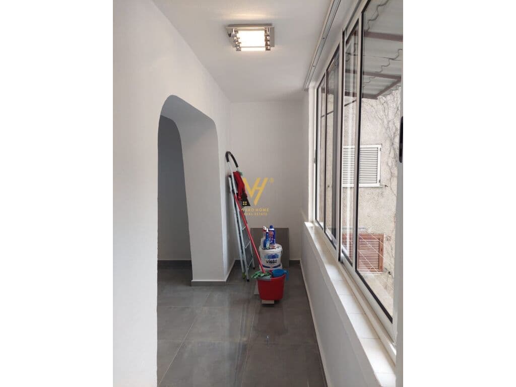 Jepet zyre me qera te Rruga Ndre Mjeda 60 m2 2