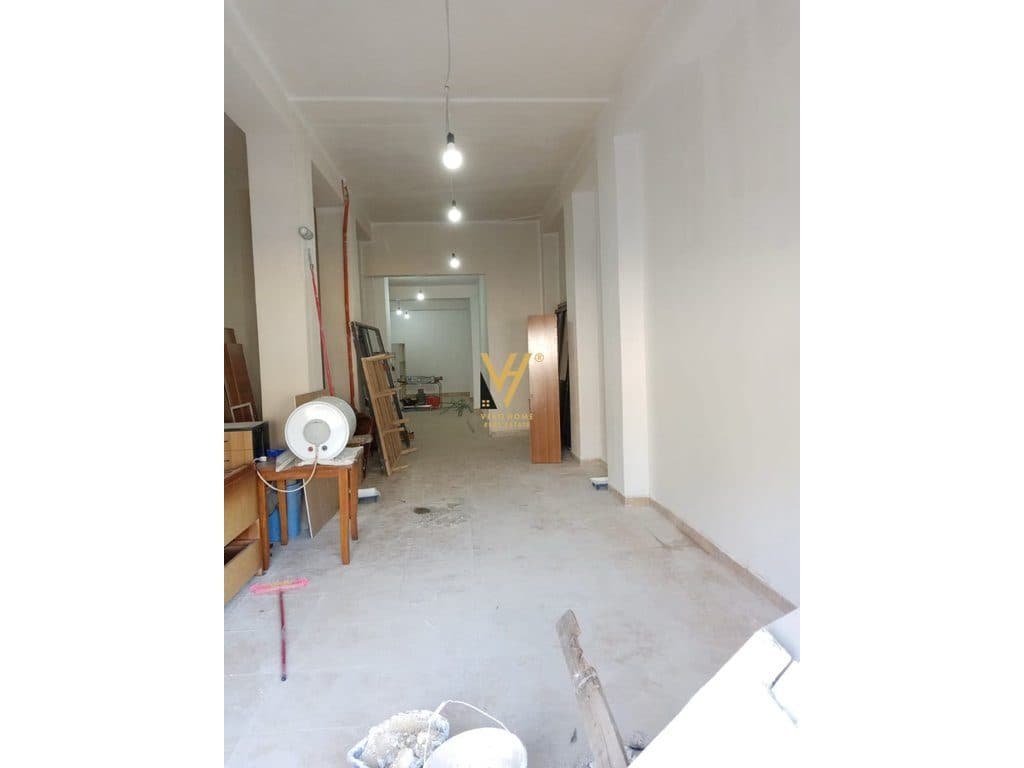 JEPET AMBIENT 140 M2 ME QERA TE TREGU ELEKTRIK 1.200 EURO 3