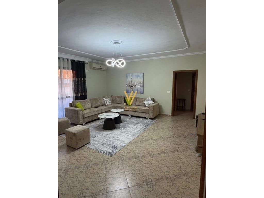 JEPET APARTAMENT 2+1+2+2BLK ME QERA TE MYSLYM SHYRI 70.000 LEKE