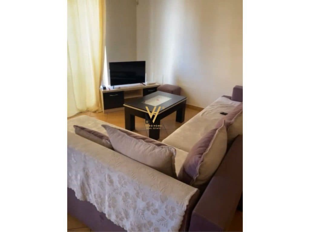 JEPET APARTAMENT 2+1+2 ME QERA TE PALLAT ME SHIGJETA 550 EURO