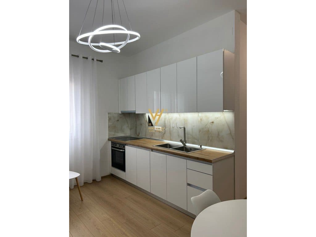 JEPET APARTAMENT 1+1+BLK ME QIRA TEK ALI DEMI 40.000 LEKE 2