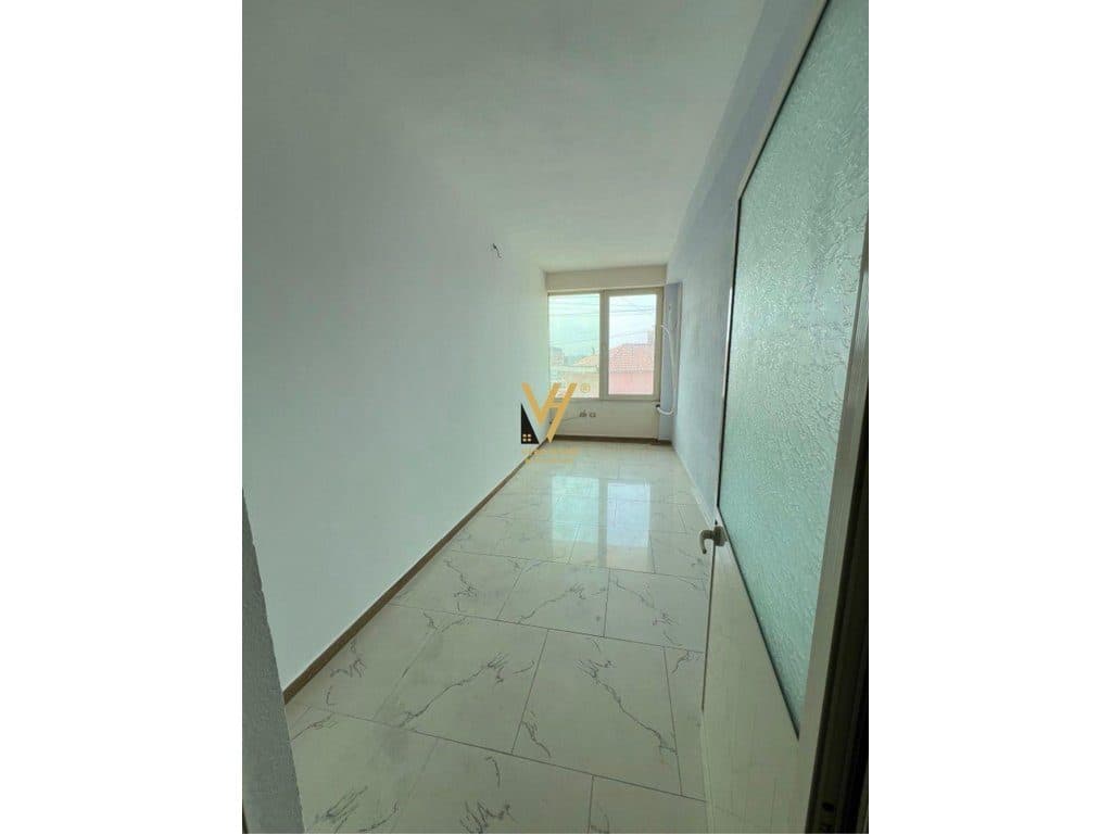 JEPET AMBIENT 160 M2 ME QERA TE KODRA E PRIFTIT 60.000 LEKE 4