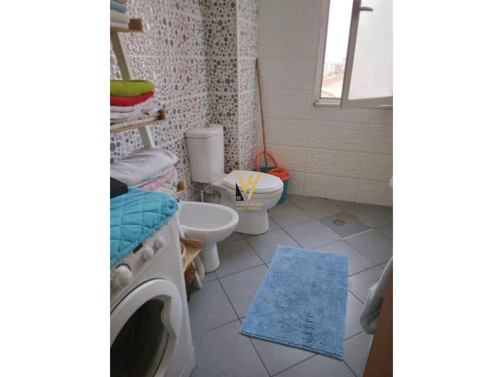 Shitet Apartament 1+1+ballkon te Rrethrrotullimi Selites 63 m2 3