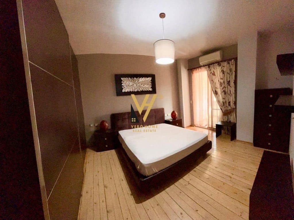 JEPET APARTAMENT 1+1+BLK ME QERA TEK KRISTALI, KOMUNA E PARISIT 55.000 LEKE 3