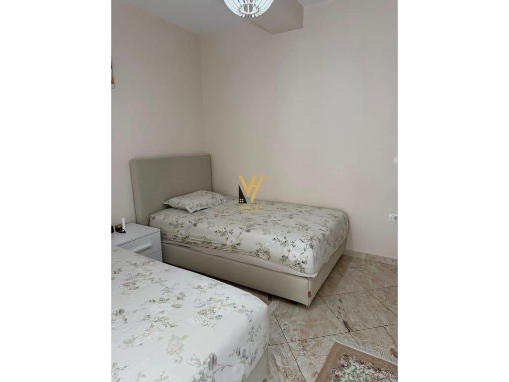 SHITET APARTAMENT 2+1+BLK NE LUNGO MARE, VLORE 260.000 EURO 3