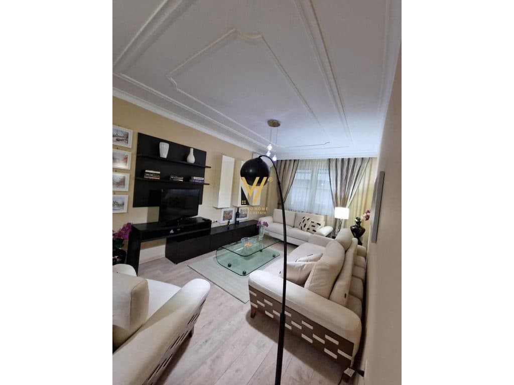 JEPER APARTAMENT 1+1+BLK ME QERA NE BLLOK 800 EURO 2