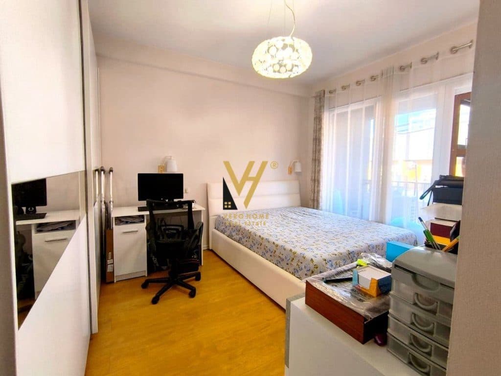 JEPET APARTAMENT 2+1+BLK ME QIRA TE KODRA E DIELLIT 65.000 LEKE 4