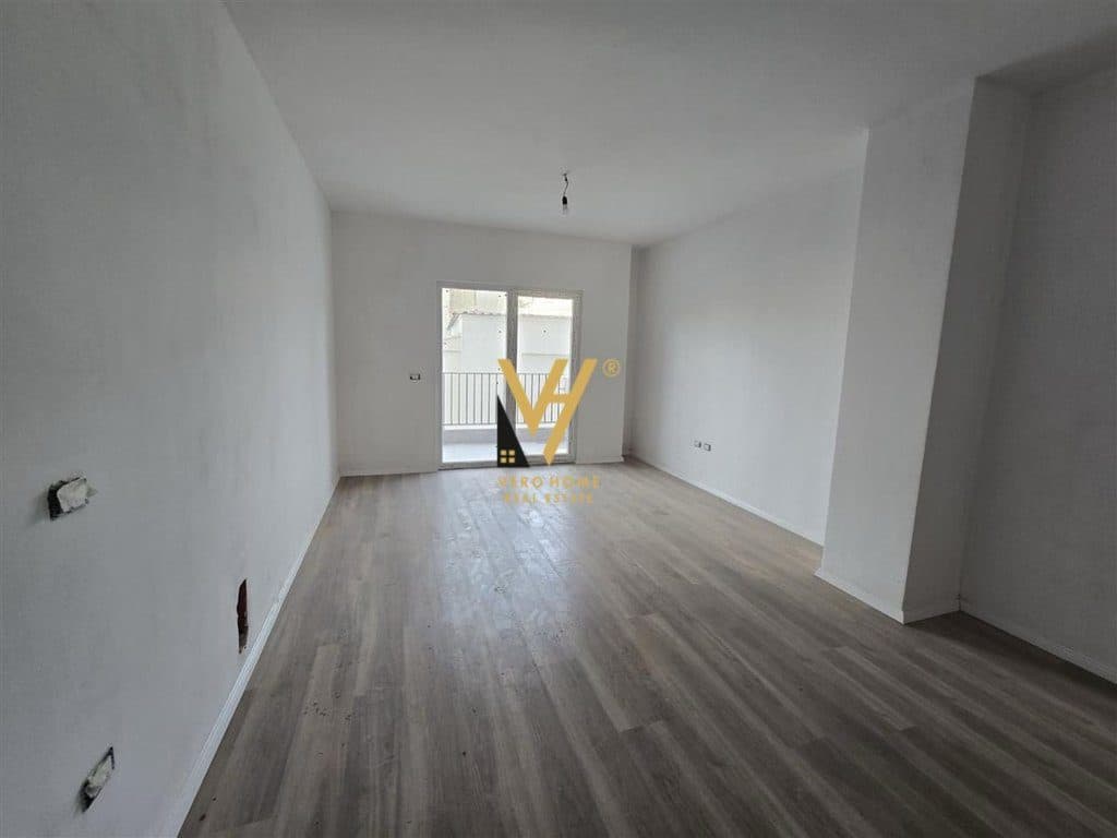 SHITET APARTAMENT 1+1+BLK TE KOMP.AURA, ZOGU I ZI 129.000 EURO 3
