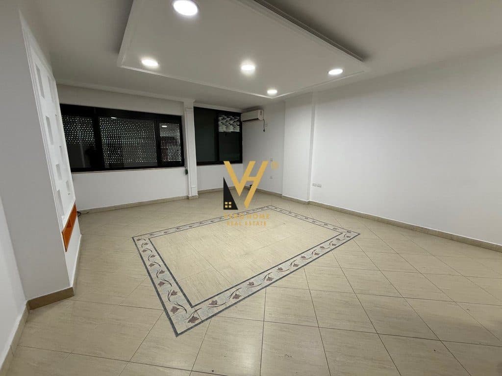 JEPE AMBJENT 164 M2 ME QIRA TE SHESHI WILLSON 1.400 EURO