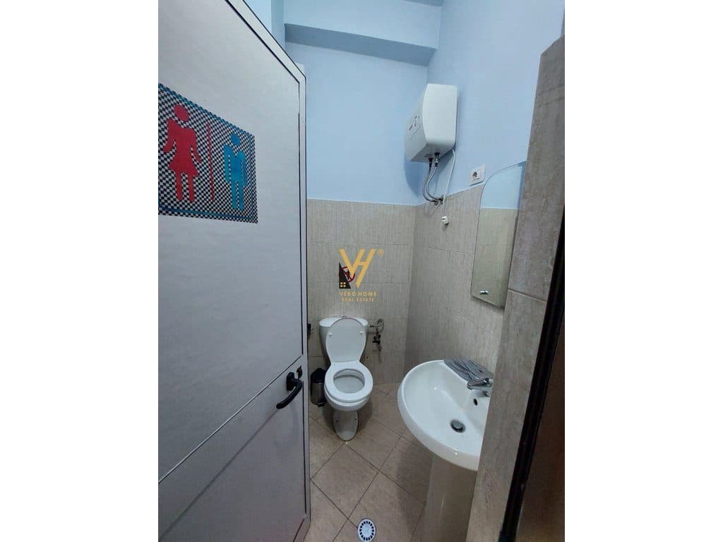 JEPET DYQAN 60 M2 ME QERA TE RRUGA E ELBASANIT 40.000 LEKE 3