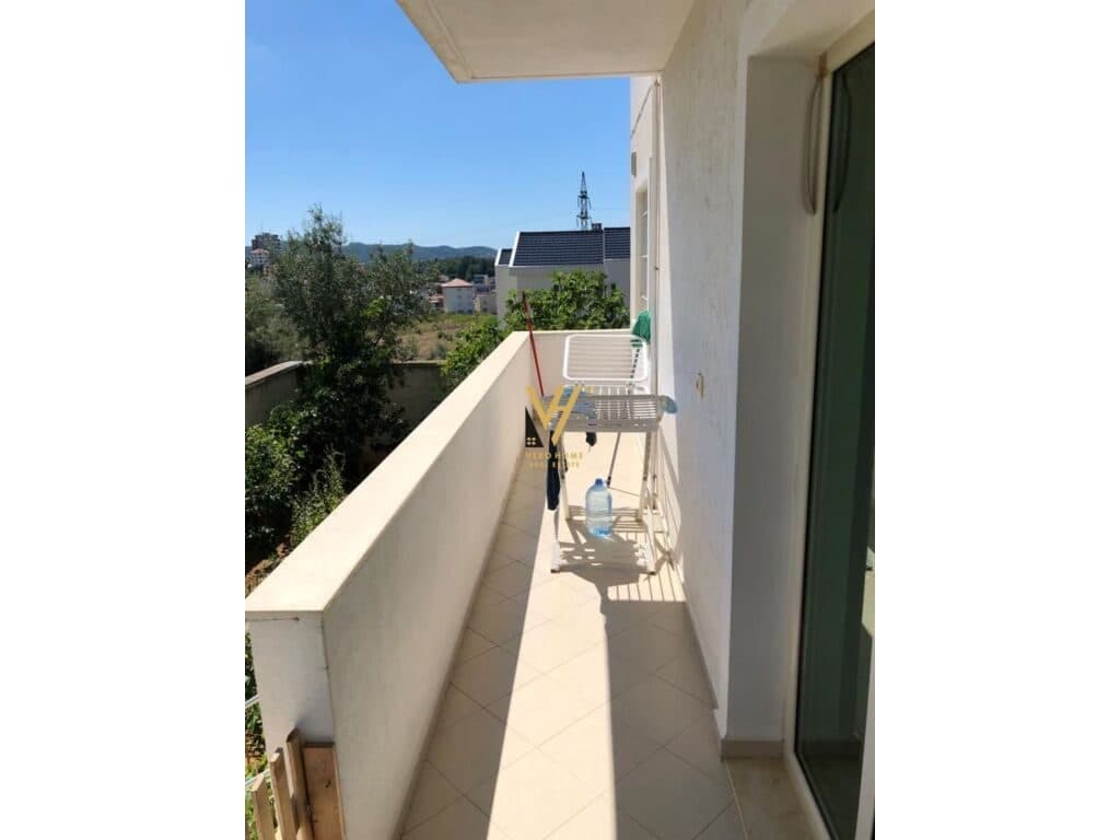 Shitet vile tre kateshe ne Sauk 631 m2 4