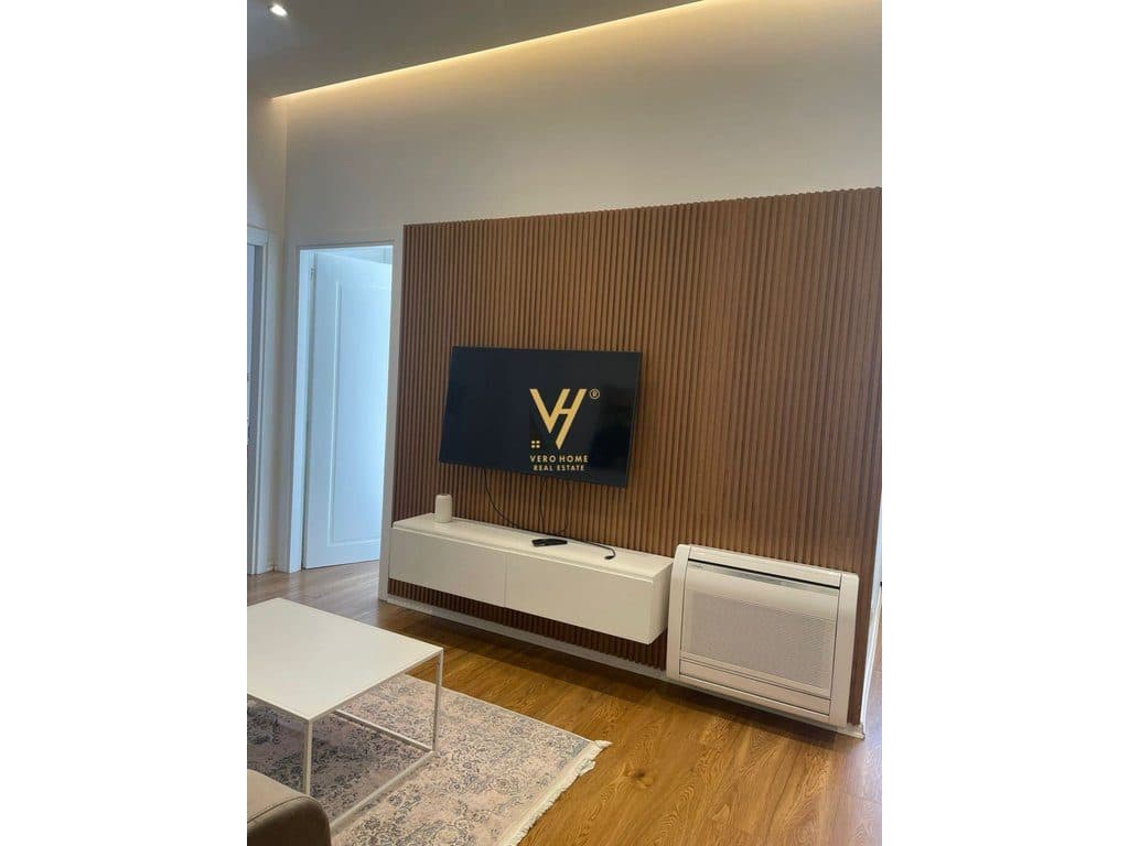 JEPET APARTAMENT 2+1 ME QERA TE RRUGA E DURRESIT 800 EURO 2