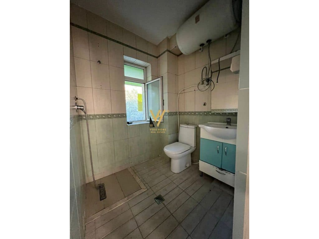 JEPET ZYRE 60 M2 ME QIRA TE IRFAN TOMINI 750 EURO 4