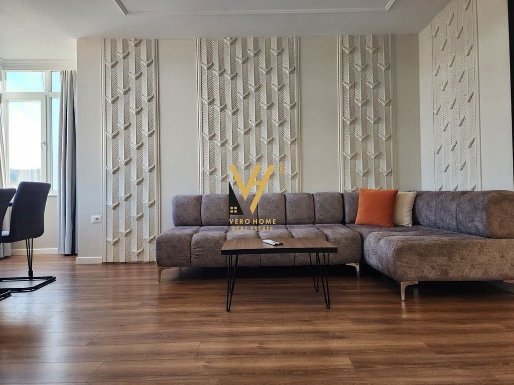 JEPET APARTAMENT 2+1+2 ME QIRA TE ISH EKSPOZITA 1.500 EURO