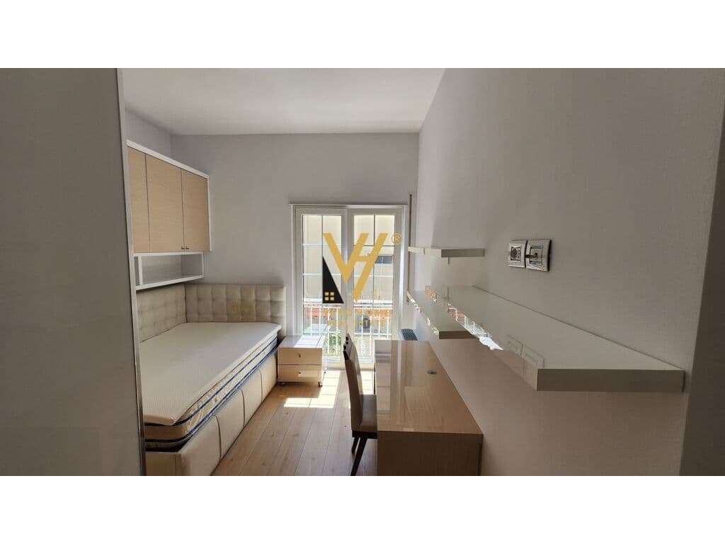 Jepet Apartament 3+1+ballkon me qera te Rruga e Kavajes 132 m2 4