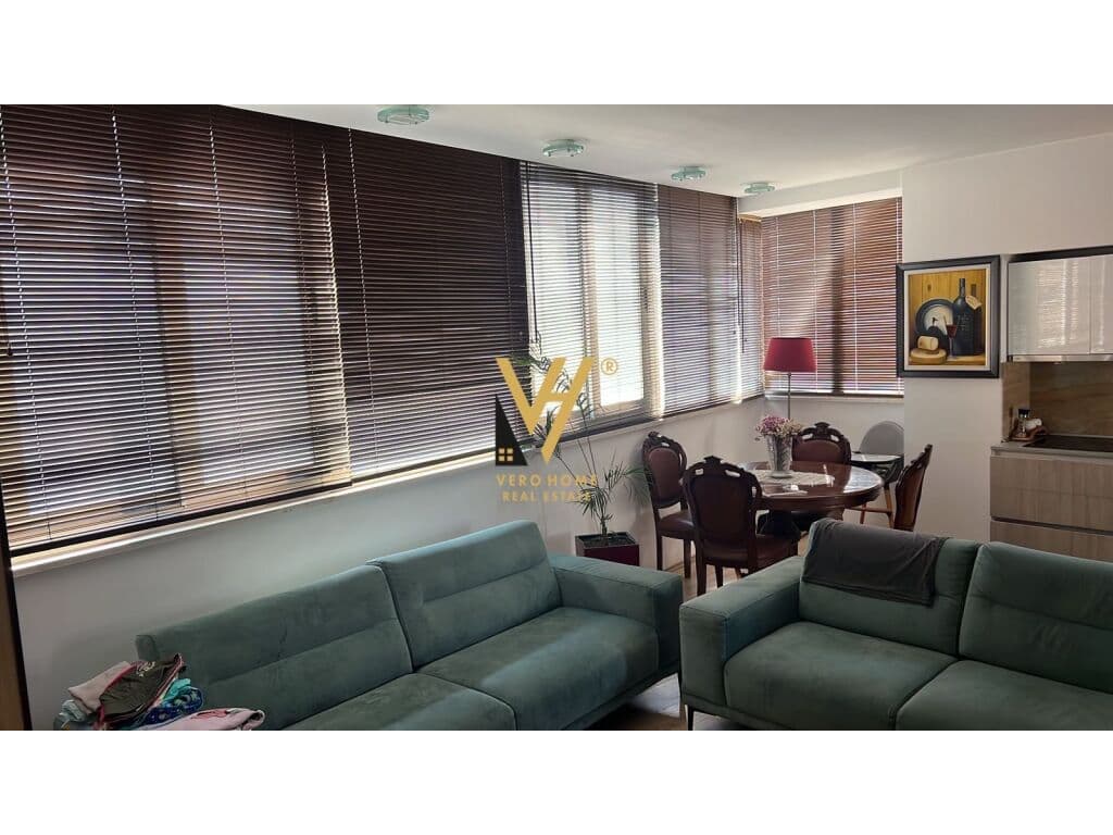 Shitet Apartament Duplex 2+1+2+ te Kristal Center 130 m2 4