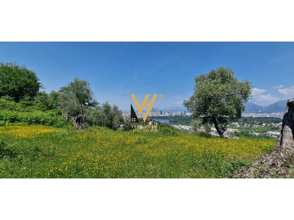 SHITET TOKE 2.600M2 NE MJULL BATHORE 1.300.000 EURO